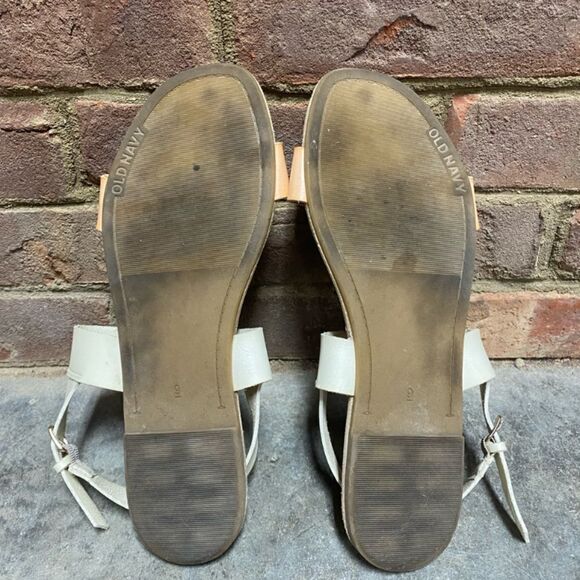Old Navy Cream Leather Sandal Size 9 - Picture 3 of 5